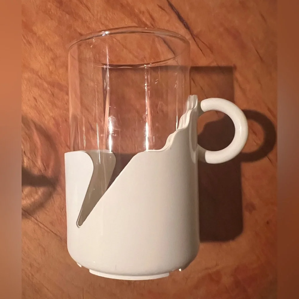Set of 2 vintage 80s Holland glass and plastic cups